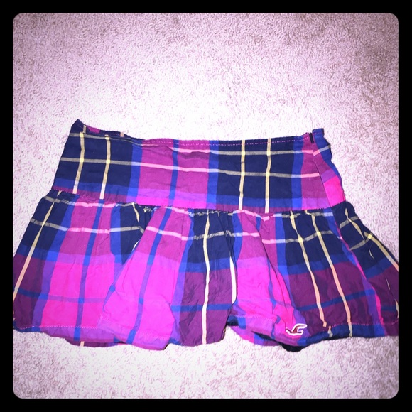 Hollister Dresses & Skirts - Pink plaid Hollister skirt size 5